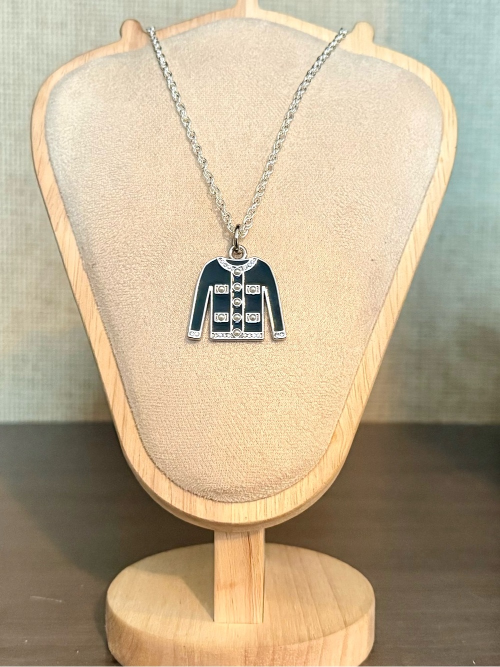 $68.00- Karl Lagerfeld Black Enamel Sweater Pendant .925 Sterling Necklace